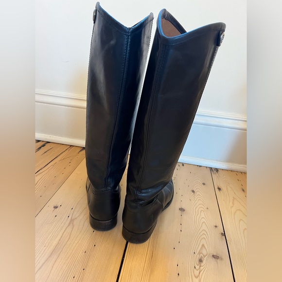 Frye Tall Melissa Button Boots 8.5 - Picture 4 of 9